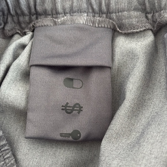 Figs Men’s Tansen Jogger Scrub Pants Grey Size M/S Medium Short - Picture 11 of 15